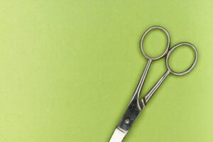 scissors to cut cloth